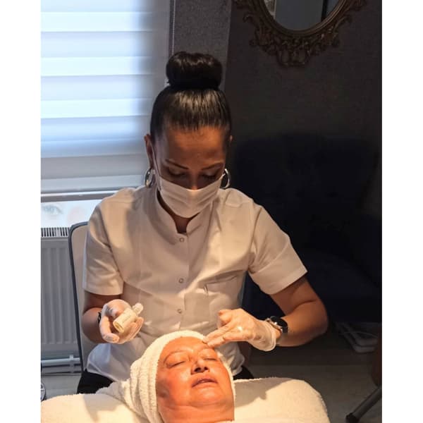 Ayşe Alya Güzellik Merkezi - 35. Fotoğraf Ayşe Alya Güzellik Merkezi - 35. Fotoğraf